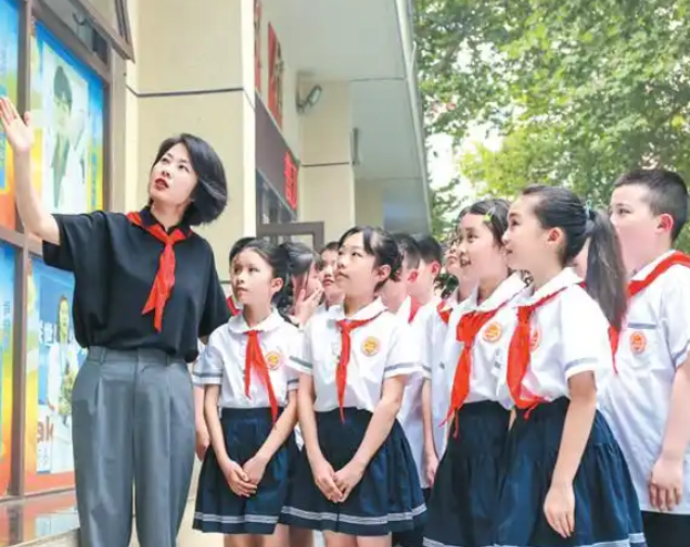 互相促进共同构成立体的点面结合的学校教育管理矩
