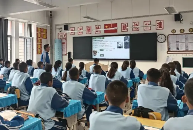 公平的基础教育系统让孩子在各个阶段都能享受到有