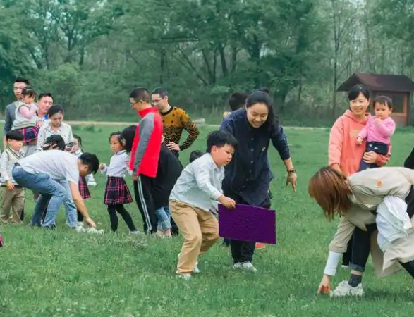 家长容易陷入焦虑控制遭遇反抗无力更焦虑的恶性循环 家长容易陷入焦虑控制遭遇反抗无力更焦虑的恶性循环
