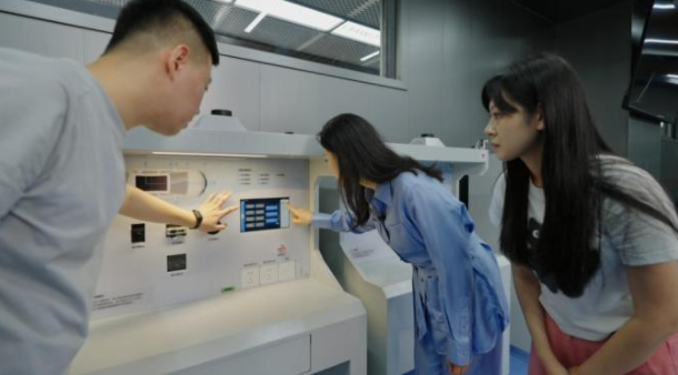 学的内容融入到工业学生不是一个旁观者是一个企业的见证者 学的内容融入到工业学生不是一个旁观者是一个企业的见证者