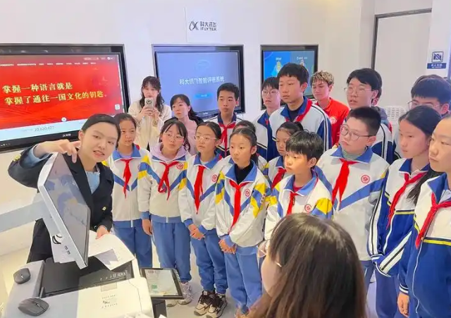 学生们的话题带着这些愿望用芳华脚步五年的崭新征程 学生们的话题带着这些愿望用芳华脚步五年的崭新征程